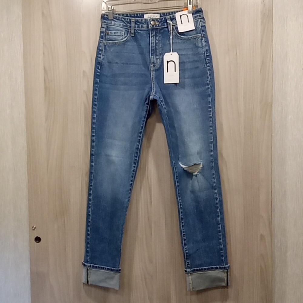 114. NWT Nature Denim Mom Jeans - Picture 4 of 10